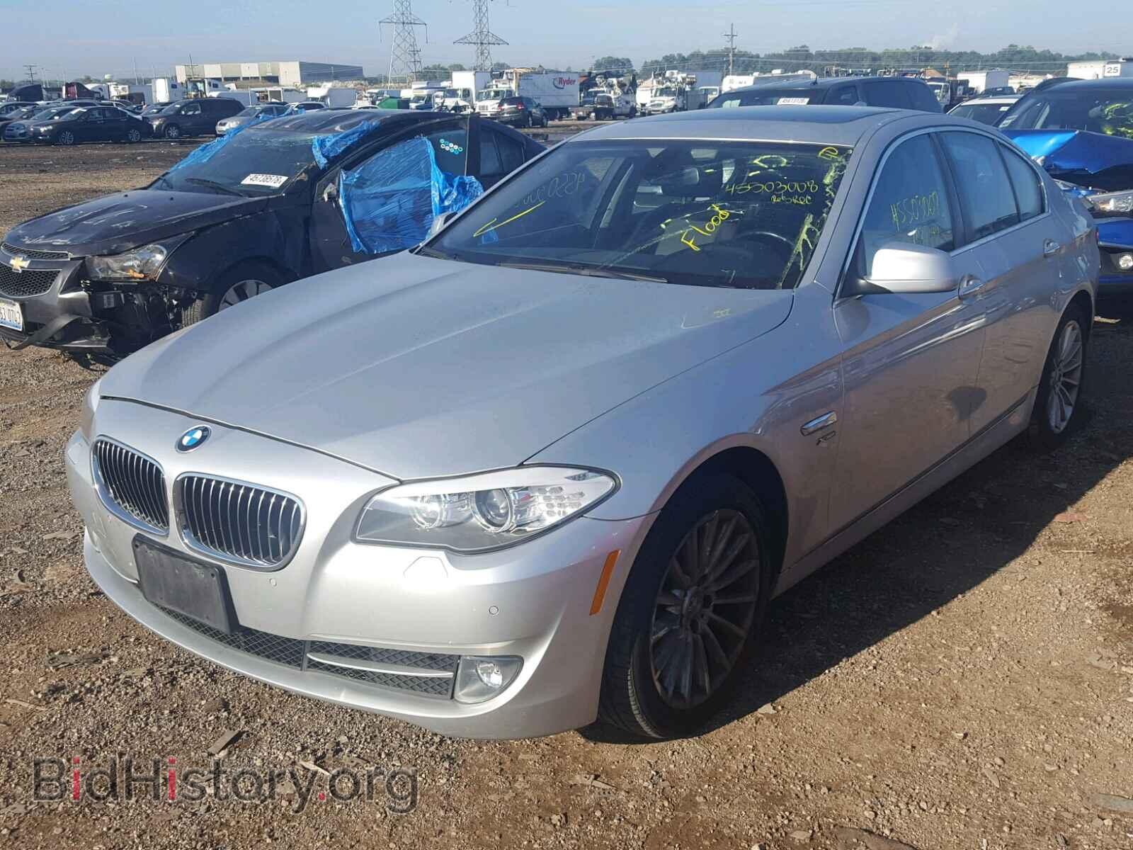 2011 BMW 535 XI - VIN: WBAFU7C52BC875514 - Фото 2