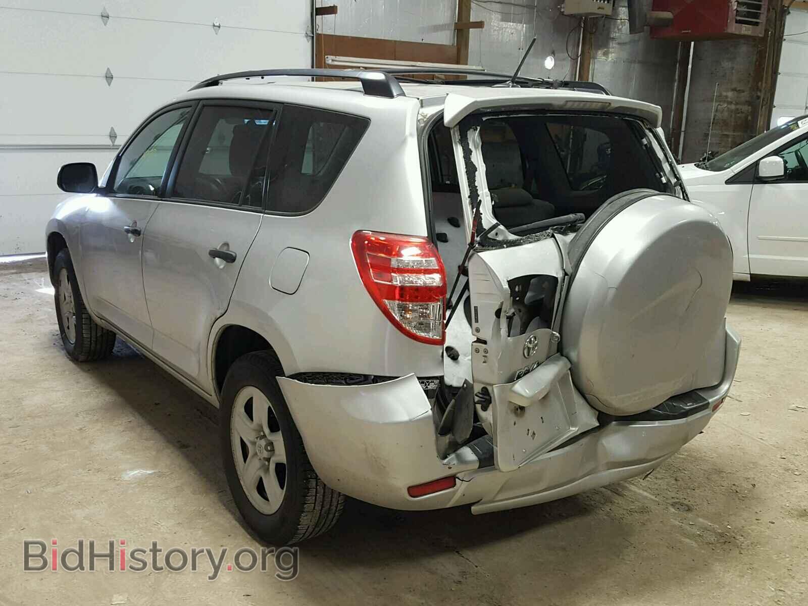 2011 TOYOTA RAV4 - VIN: 2T3BF4DV3BW111029 - Фото 3