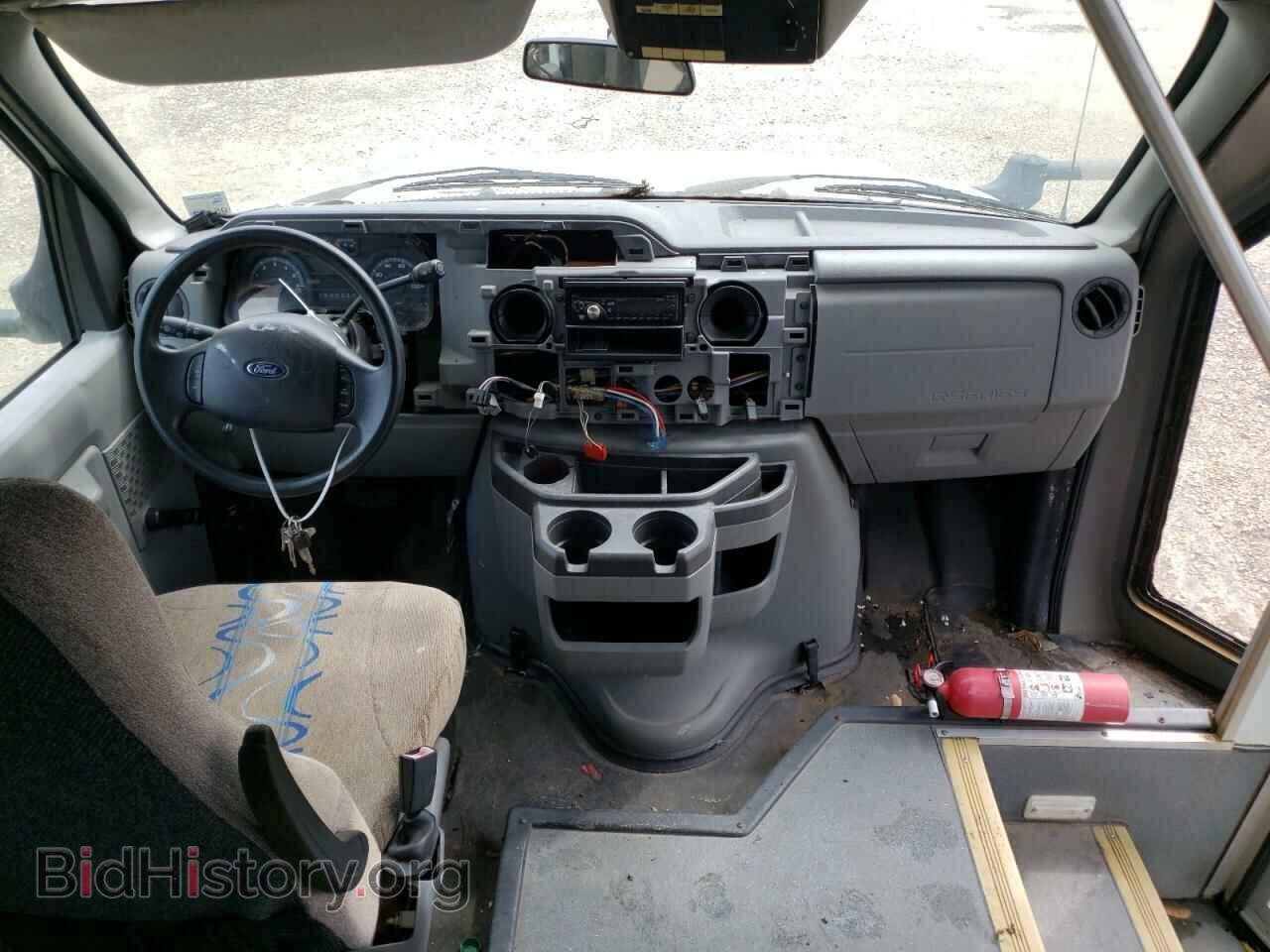 2010 FORD ECONOLINE - VIN: 1FDEE3FS3ADA65853 - Photo 8