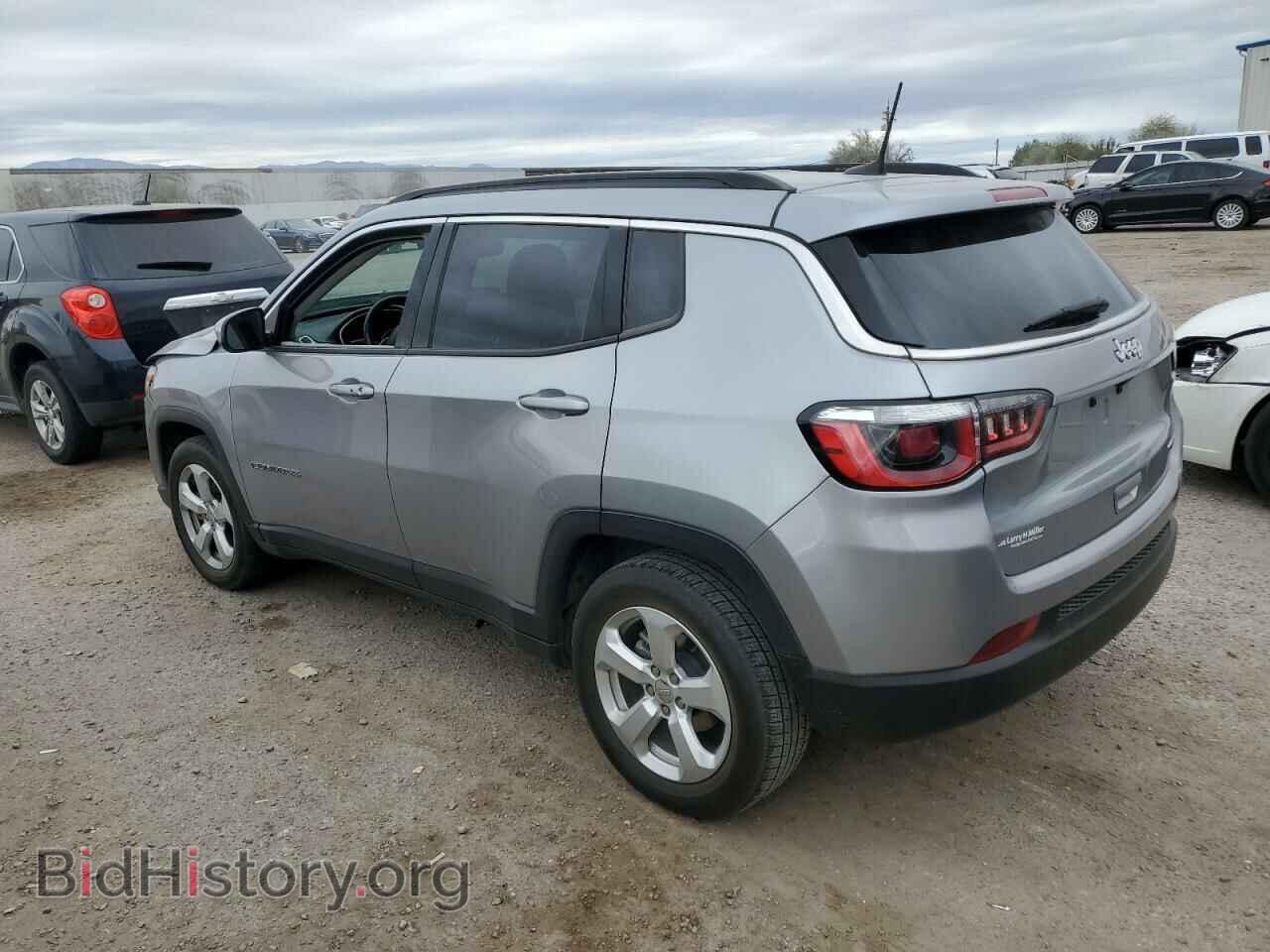 2017 JEEP COMPASS - VIN: 3C4NJCBB3HT669719 - Photo 2