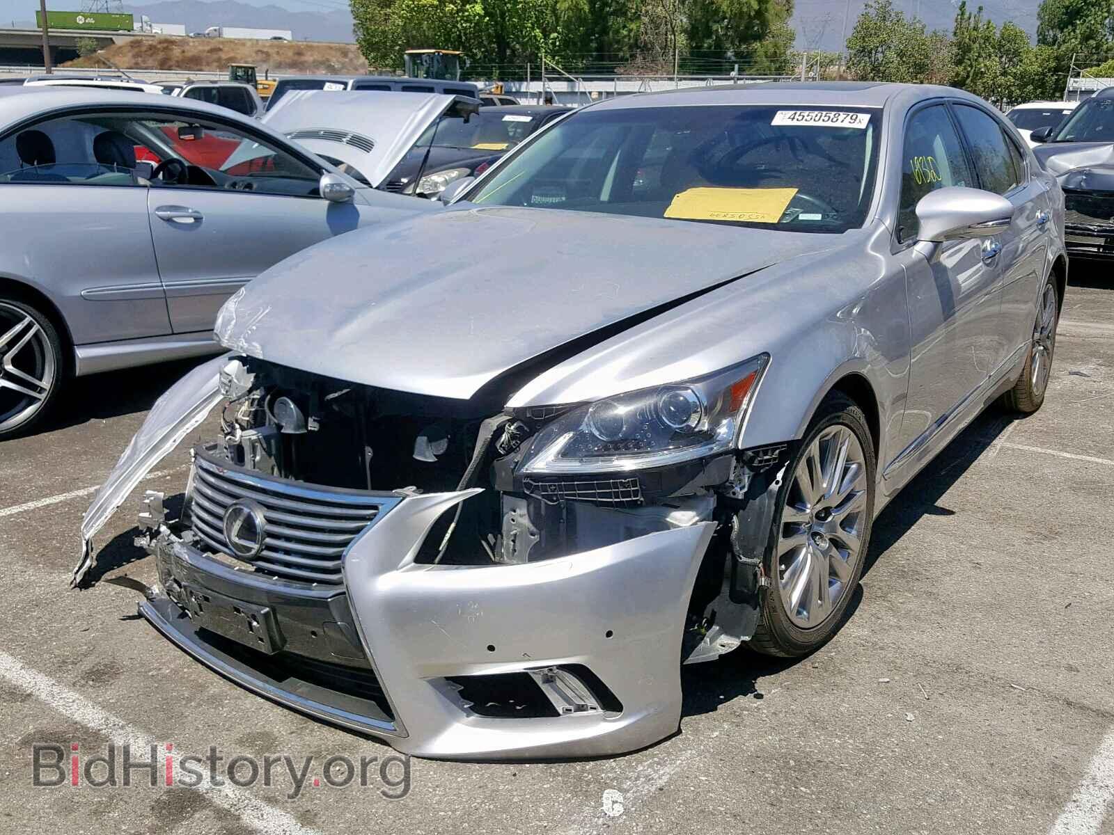 2014 LEXUS LS460 - VIN: JTHBL5EF9E5131219 - Photo 2