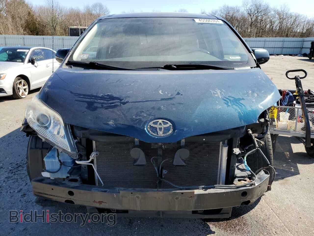 2011 TOYOTA All Models - VIN: 5TDKK3DC9BS046645 - Фото 5