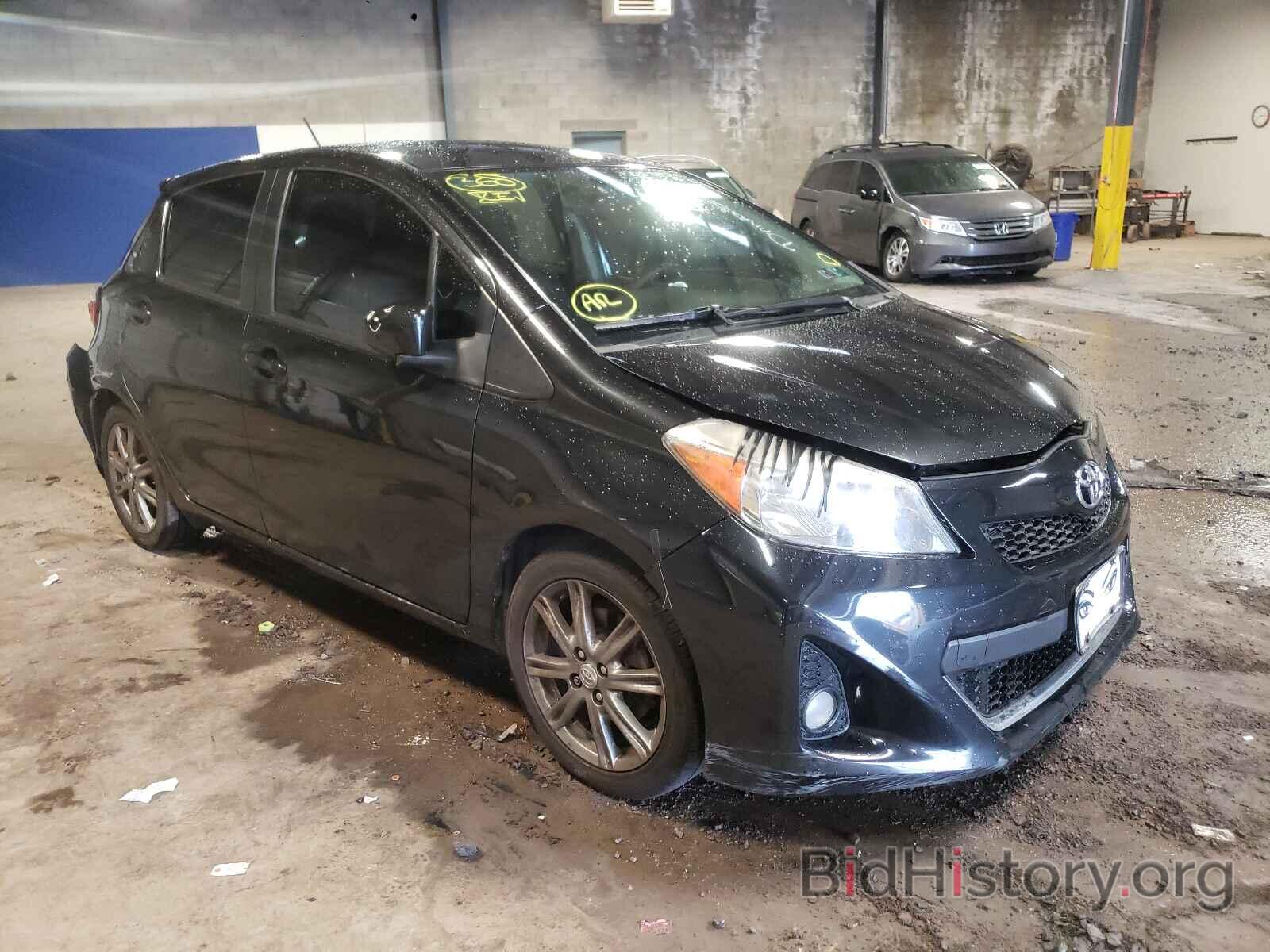 Photo JTDKTUD3XDD562692 - TOYOTA YARIS 2013