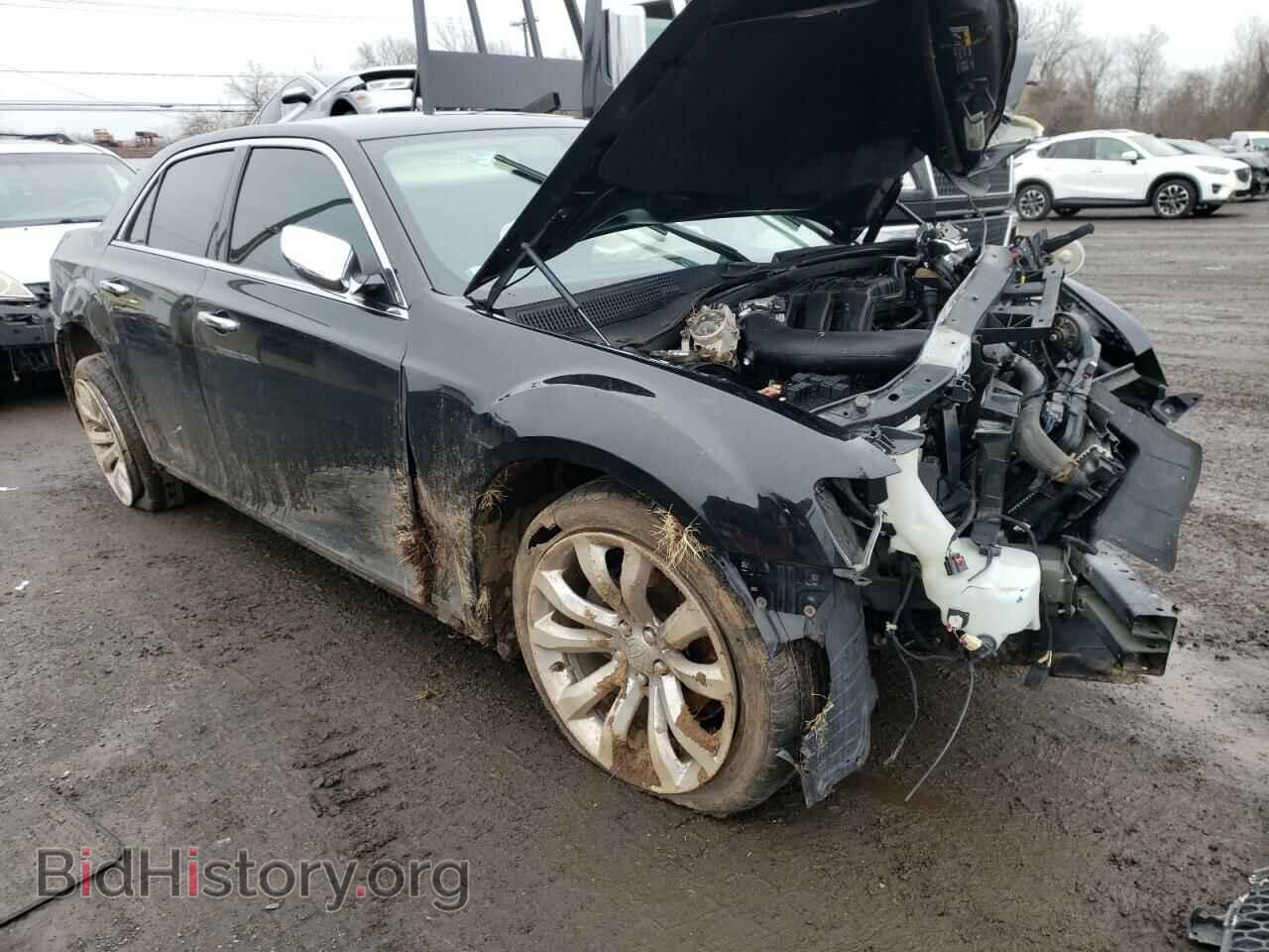 2019 CHRYSLER 300 - VIN: 2C3CCAEGXKH528583 - Фото 4