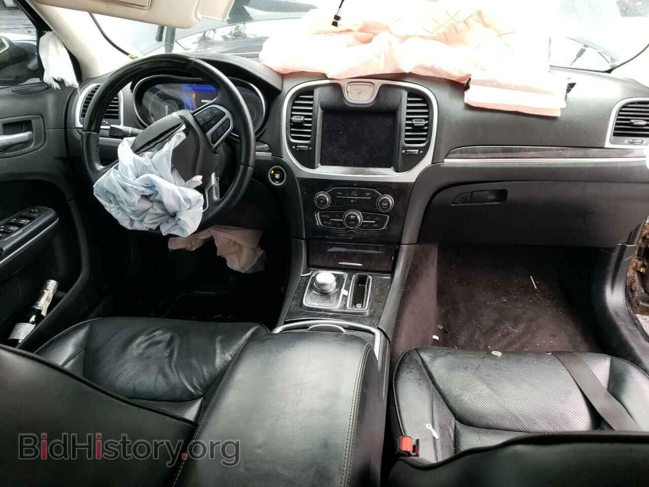 2019 CHRYSLER 300 - VIN: 2C3CCAEGXKH528583 - Фото 8