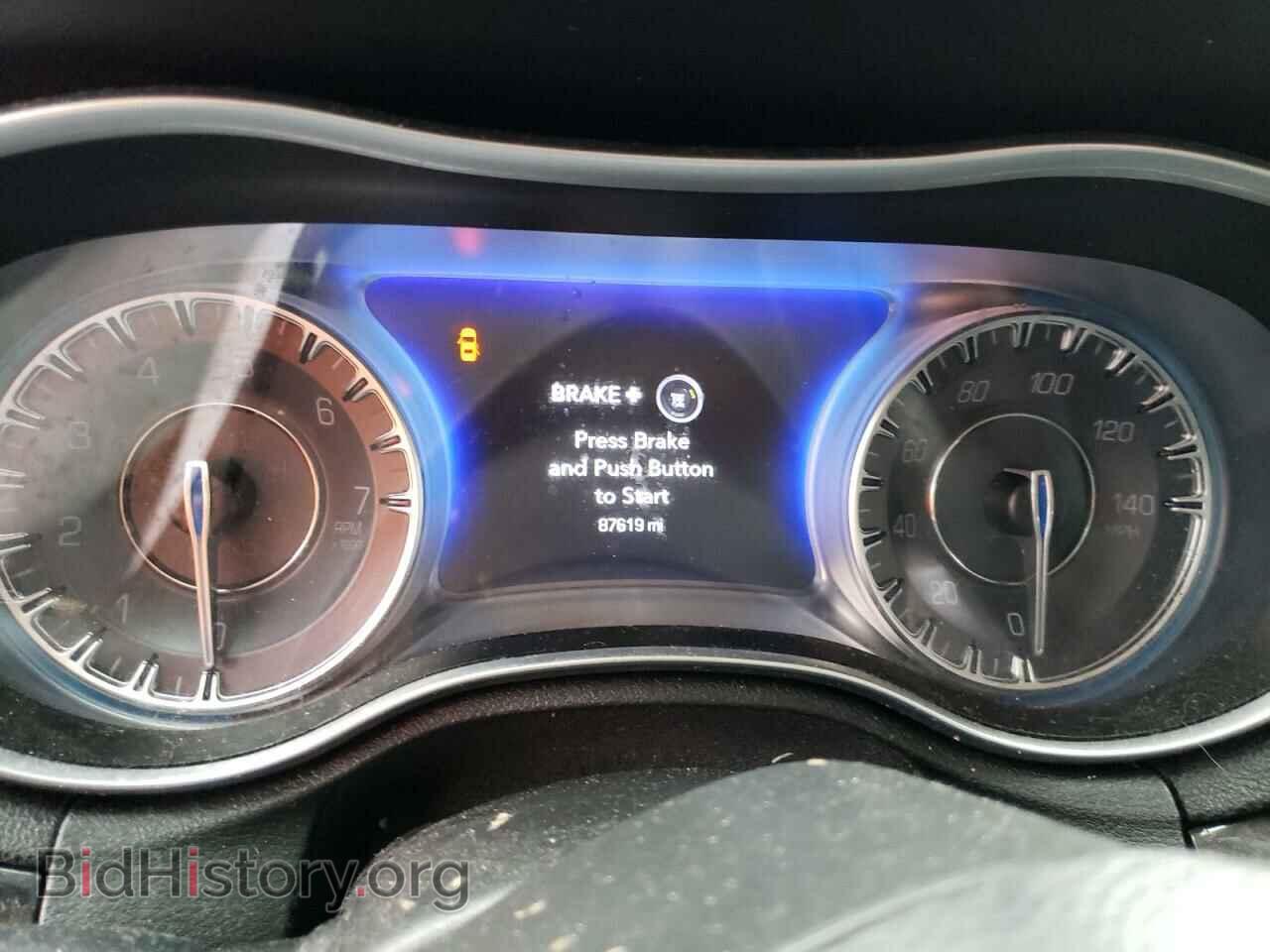 2019 CHRYSLER 300 - VIN: 2C3CCAEGXKH528583 - Фото 9