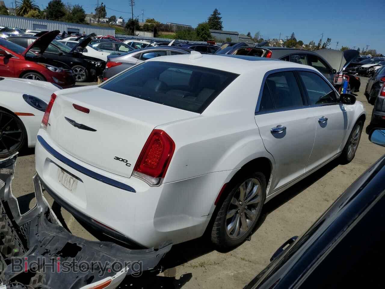 2016 CHRYSLER 300 - VIN: 2C3CCAKG1GH334729 - Фото 3