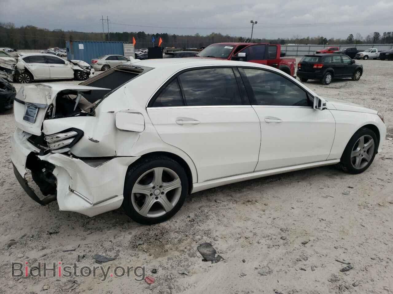 2014 MERCEDES-BENZ E-CLASS - VIN: WDDHF5KB6EA918288 - Фото 3