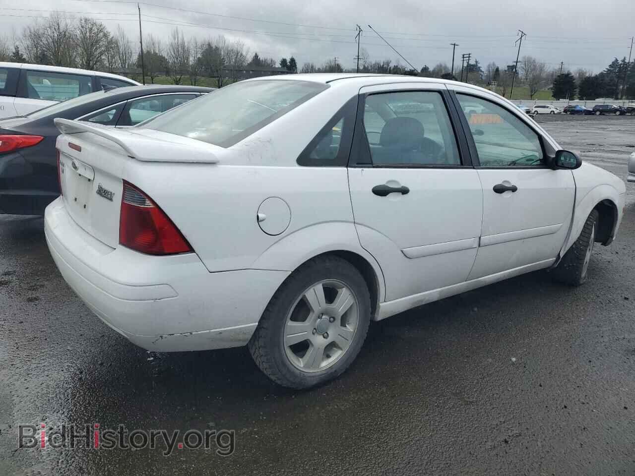 2007 FORD FOCUS - VIN: 1FAHP34N07W171978 - Фото 3