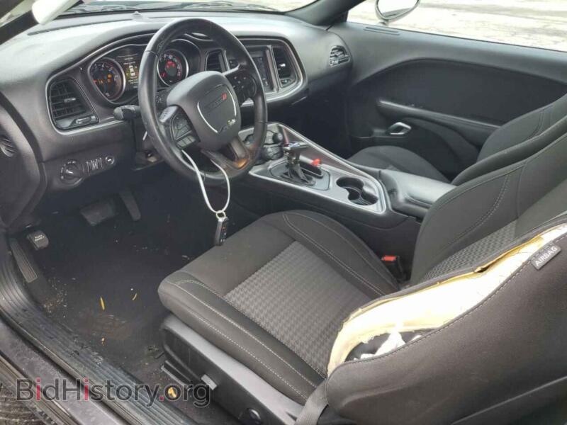 2019 Dodge CHALLENGER (VIN 2C3CDZAGXKH750865) — photo 7 of 12