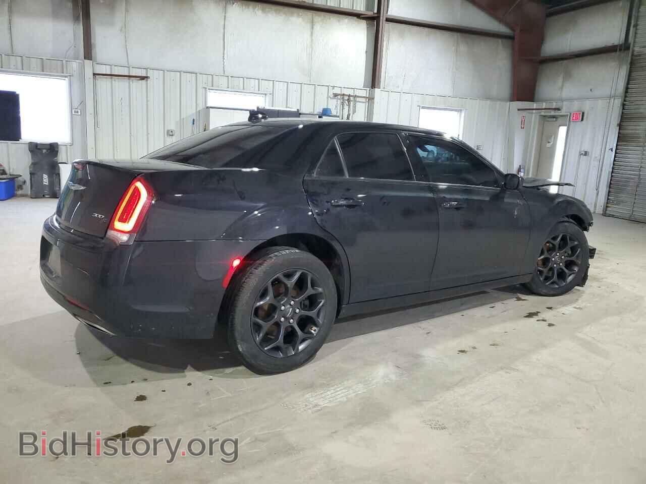 2019 CHRYSLER 300 - VIN: 2C3CCAGG1KH586174 - Фото 3