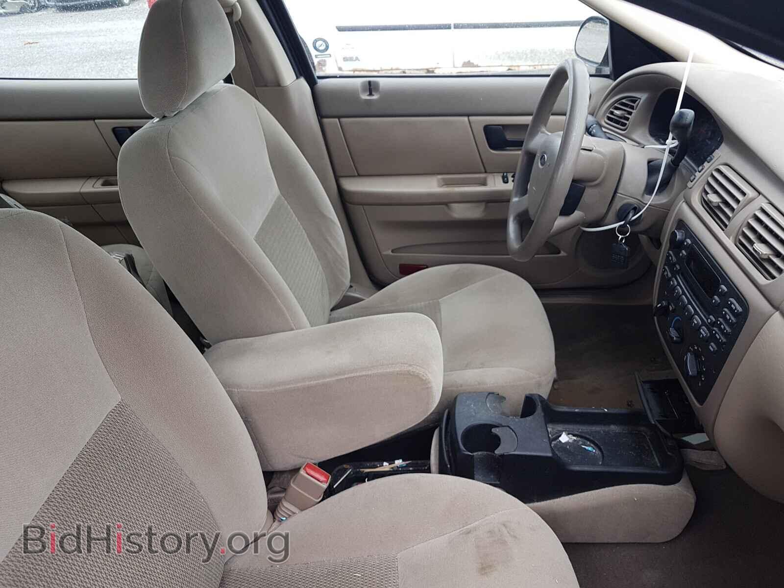2006 FORD TAURUS - VIN: 1FAFP53U76A110697 - Фото 5