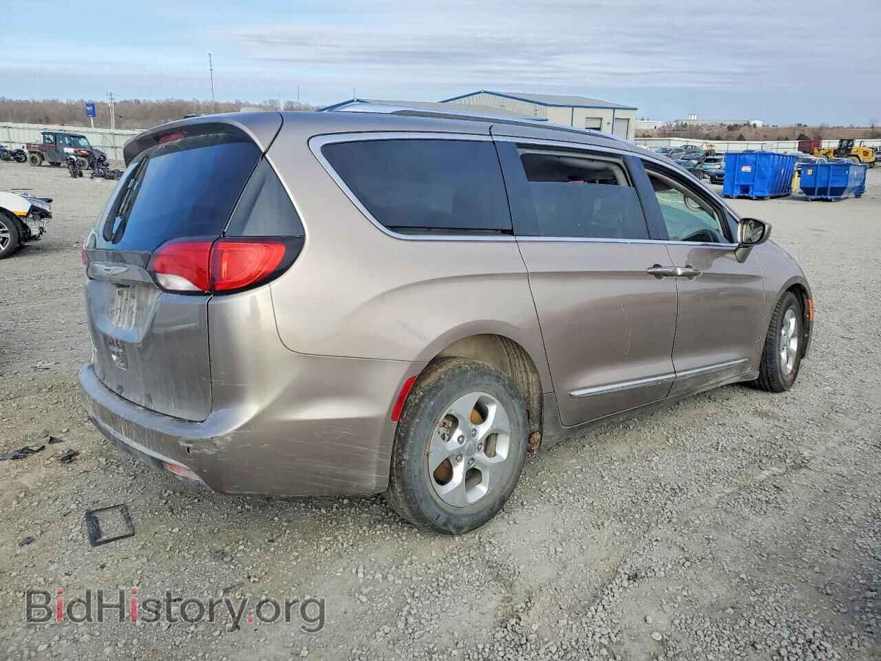 2017 CHRYSLER PACIFICA - VIN: 2C4RC1EG1HR628029 - Фото 3