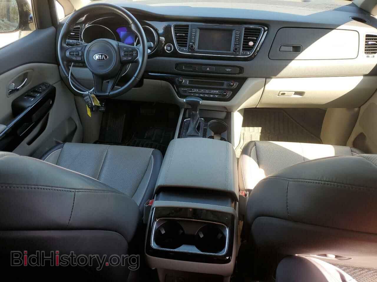 2018 KIA All Models - VIN: KNDMC5C19J6402172 - Photo 8