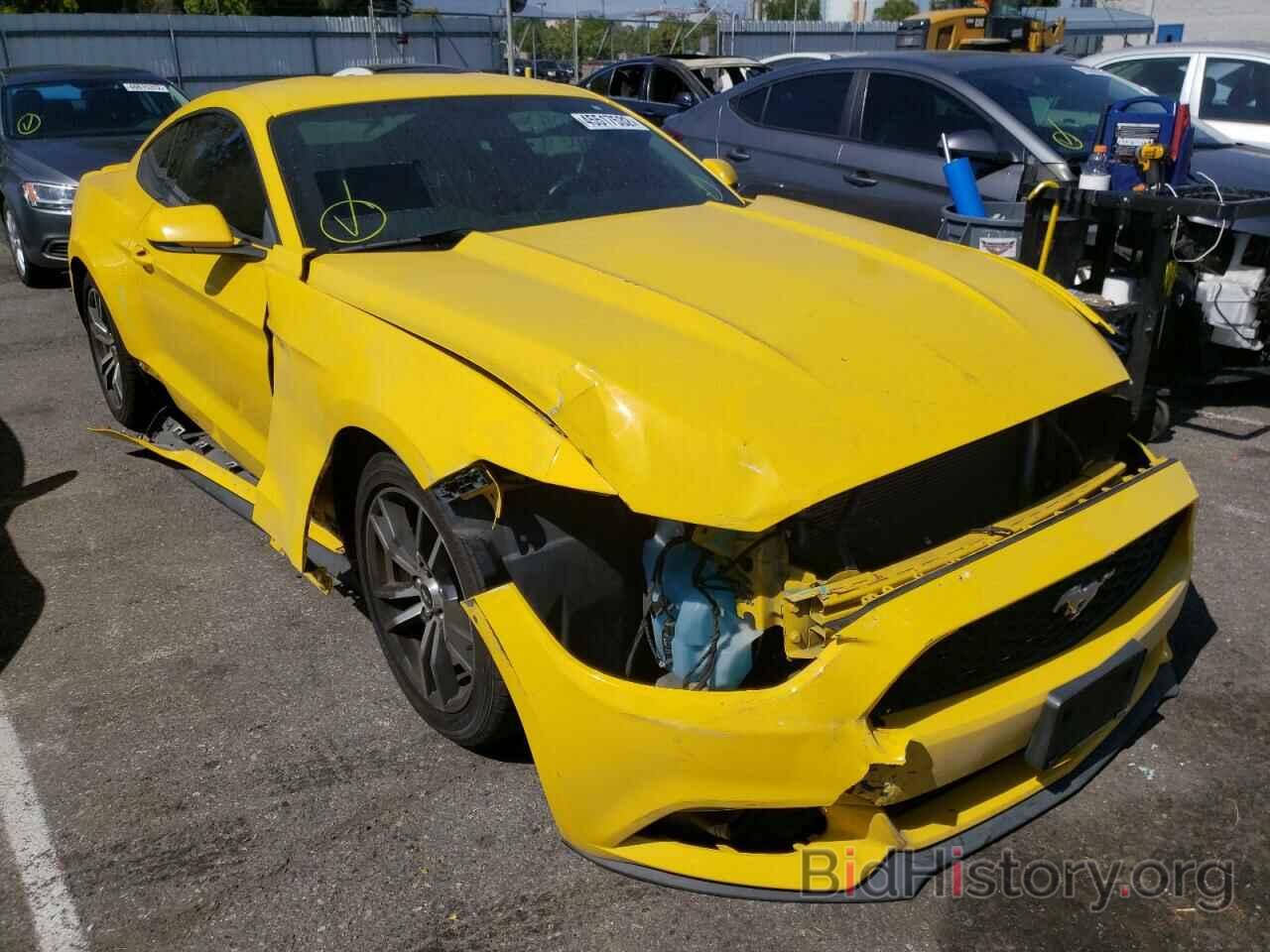 Photo 1FA6P8TH3G5275886 - FORD MUSTANG 2016