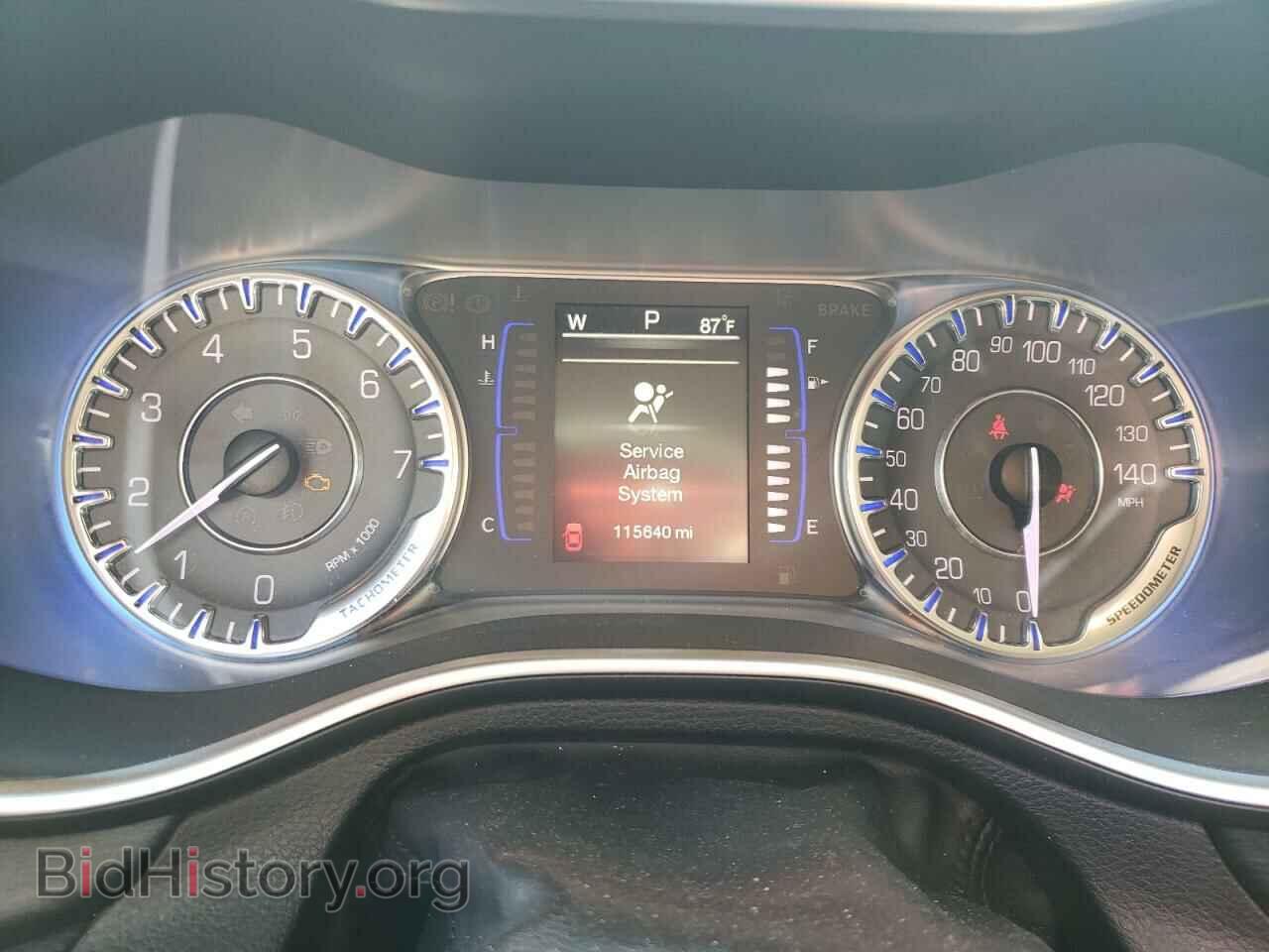 2015 CHRYSLER 200 - VIN: 1C3CCCAB0FN637010 - Фото 9