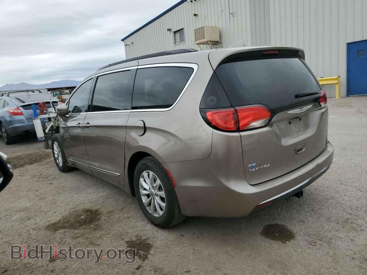 2017 CHRYSLER PACIFICA - VIN: 2C4RC1BG7HR621171 - Фото 2