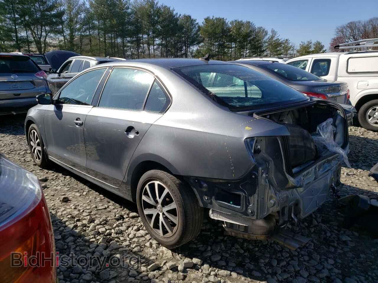 2017 VOLKSWAGEN JETTA - VIN: 3VWDB7AJ5HM202656 - Фото 2