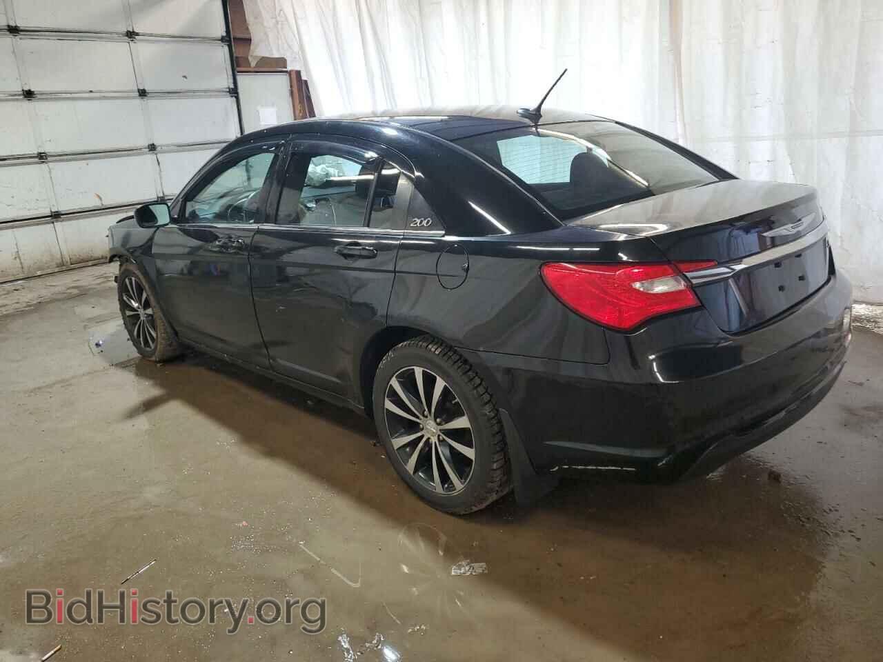 2013 CHRYSLER 200 - VIN: 1C3CCBBG8DN706575 - Photo 2