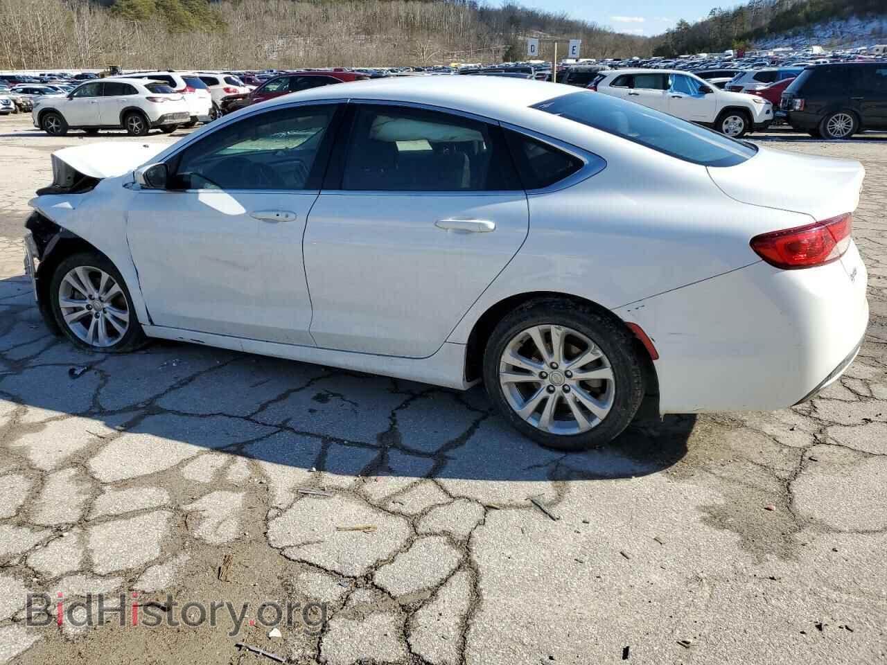 2016 CHRYSLER 200 - VIN: 1C3CCCAB2GN172411 - Фото 2
