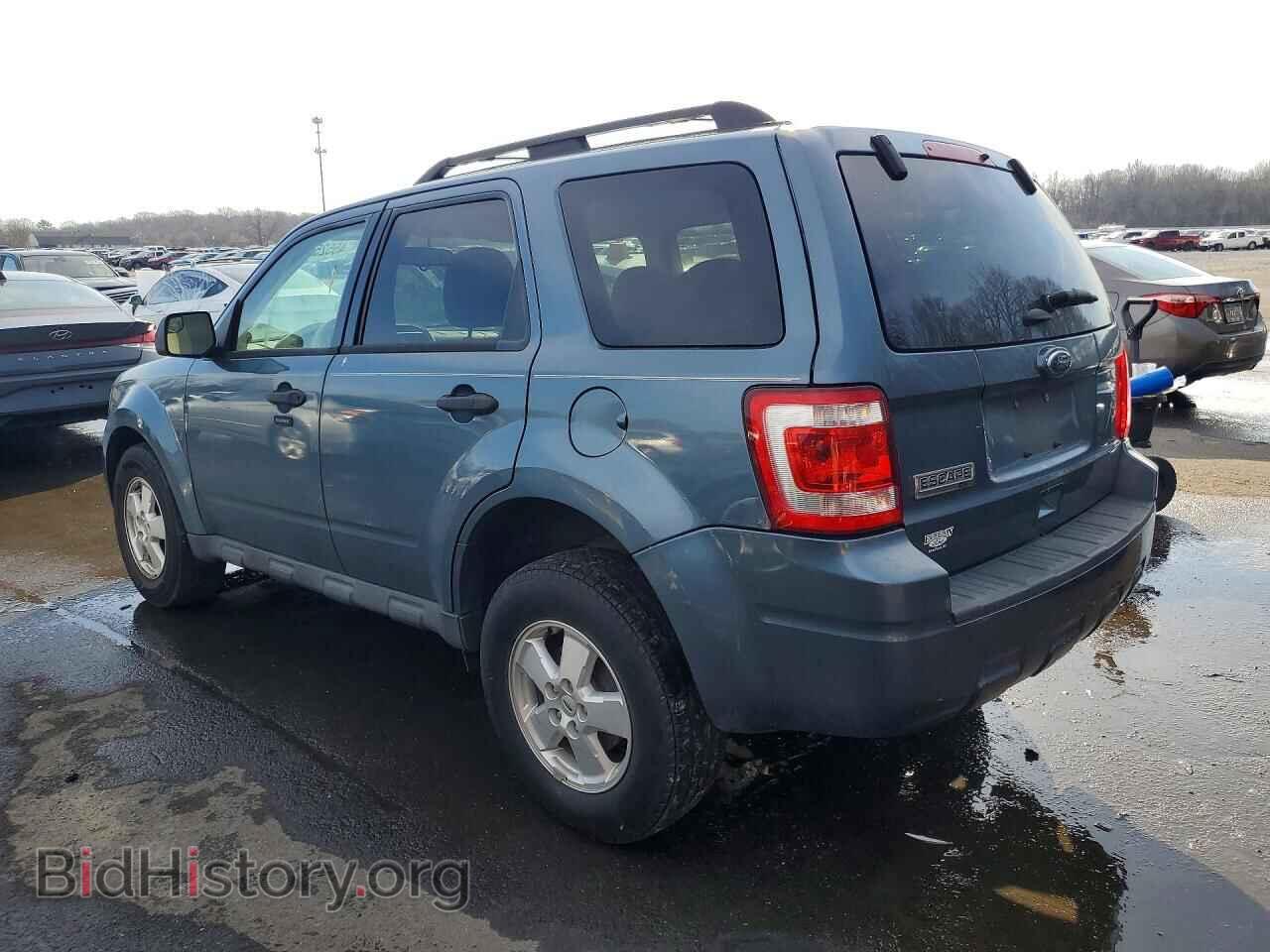 2011 FORD ESCAPE - VIN: 1FMCU0D77BKC59208 - Фото 2
