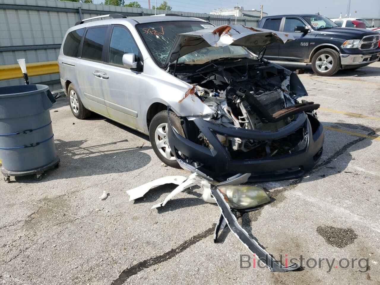 Photo KNDMB233996282260 - KIA SEDONA 2009