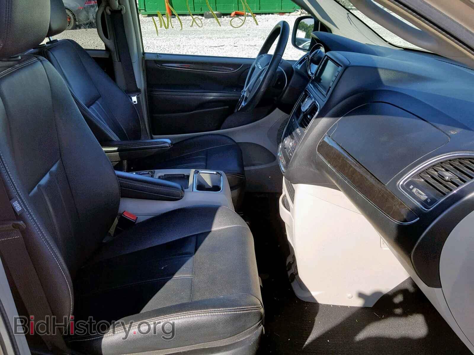 2015 CHRYSLER TOWN & COU - VIN: 2C4RC1BG9FR718076 - Фото 5