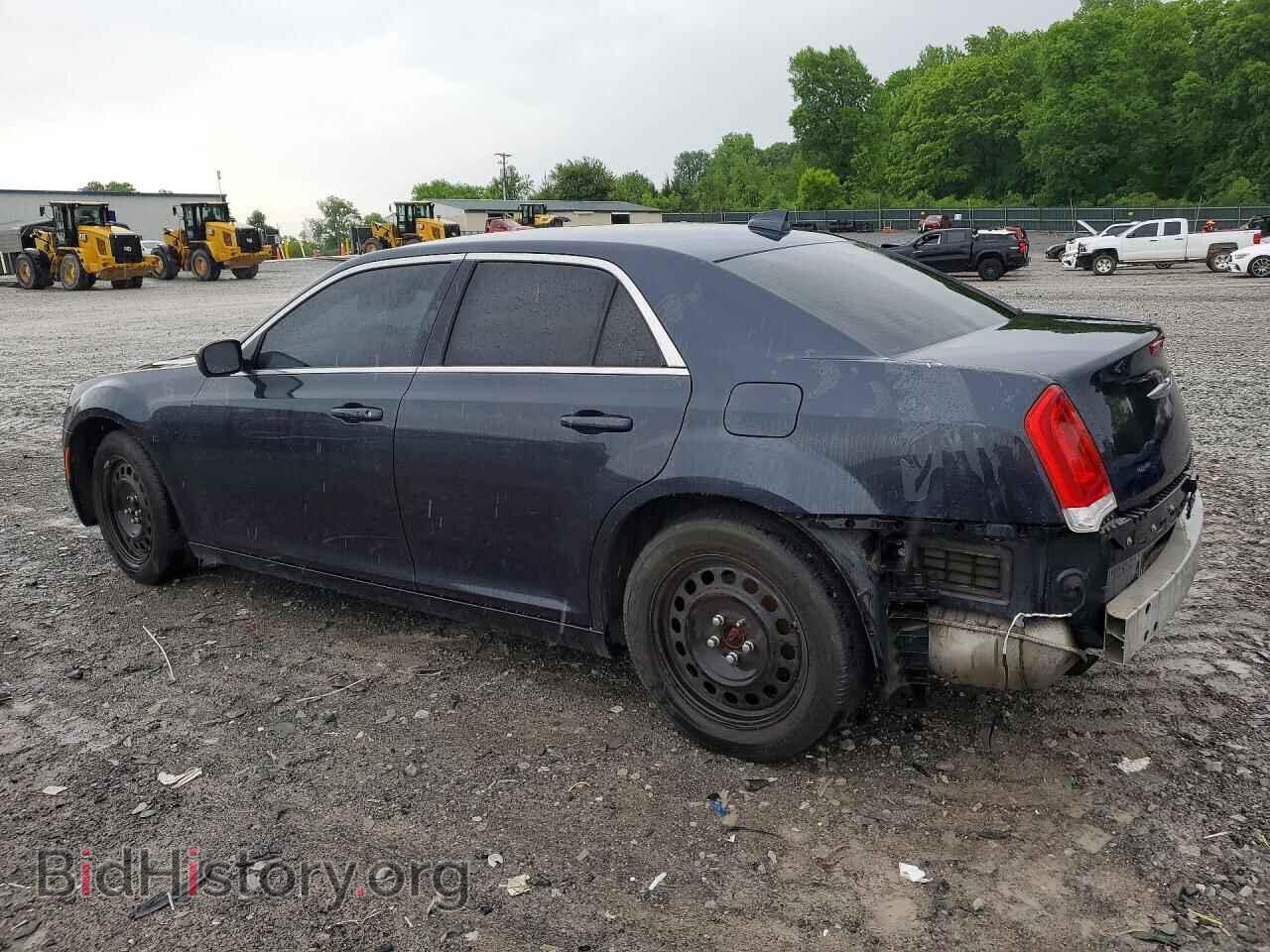 2017 CHRYSLER 300 - VIN: 2C3CCAAG3HH577655 - Фото 2