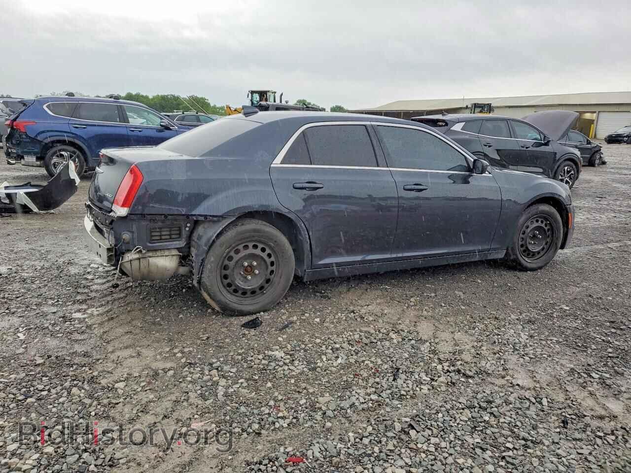 2017 CHRYSLER 300 - VIN: 2C3CCAAG3HH577655 - Фото 3