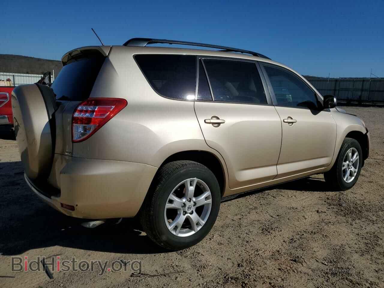 2011 TOYOTA RAV4 - VIN: 2T3BF4DV8BW085334 - Фото 3