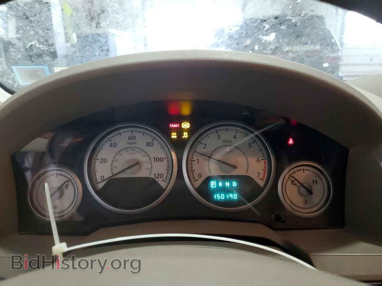 2009 CHRYSLER MINIVAN - VIN: 2A8HR44E79R659744 - Фото 9