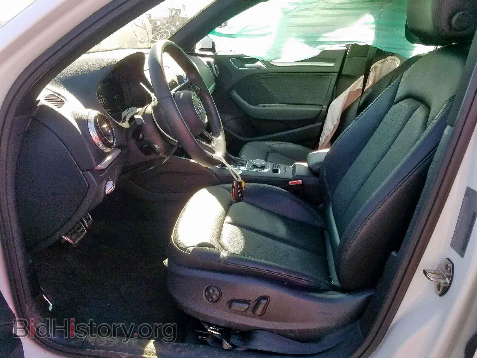 2018 AUDI A3 - VIN: WAUAUGFF0J1089641 - Фото 5