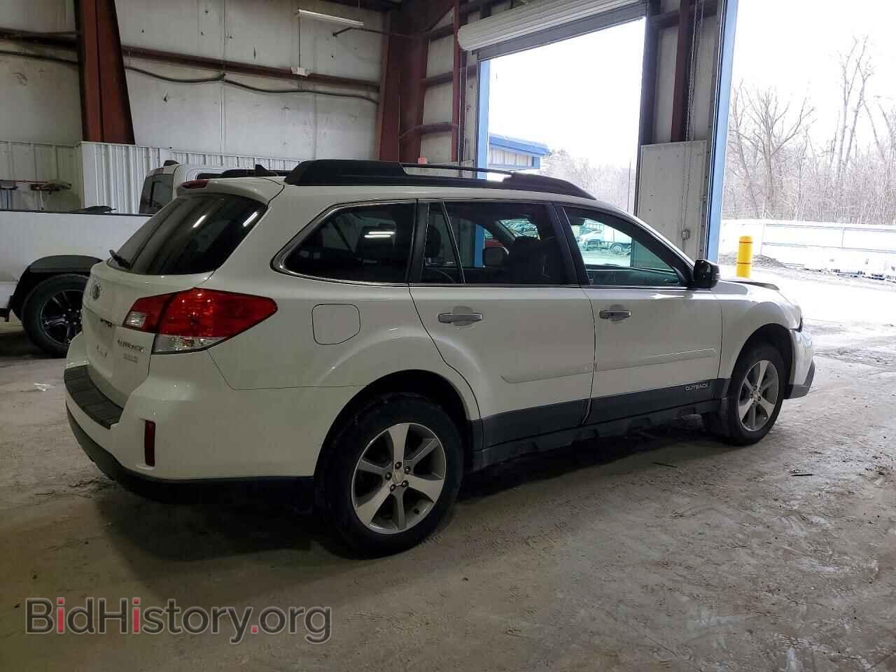 2014 SUBARU OUTBACK - VIN: 4S4BRBPC6E3262715 - Фото 3
