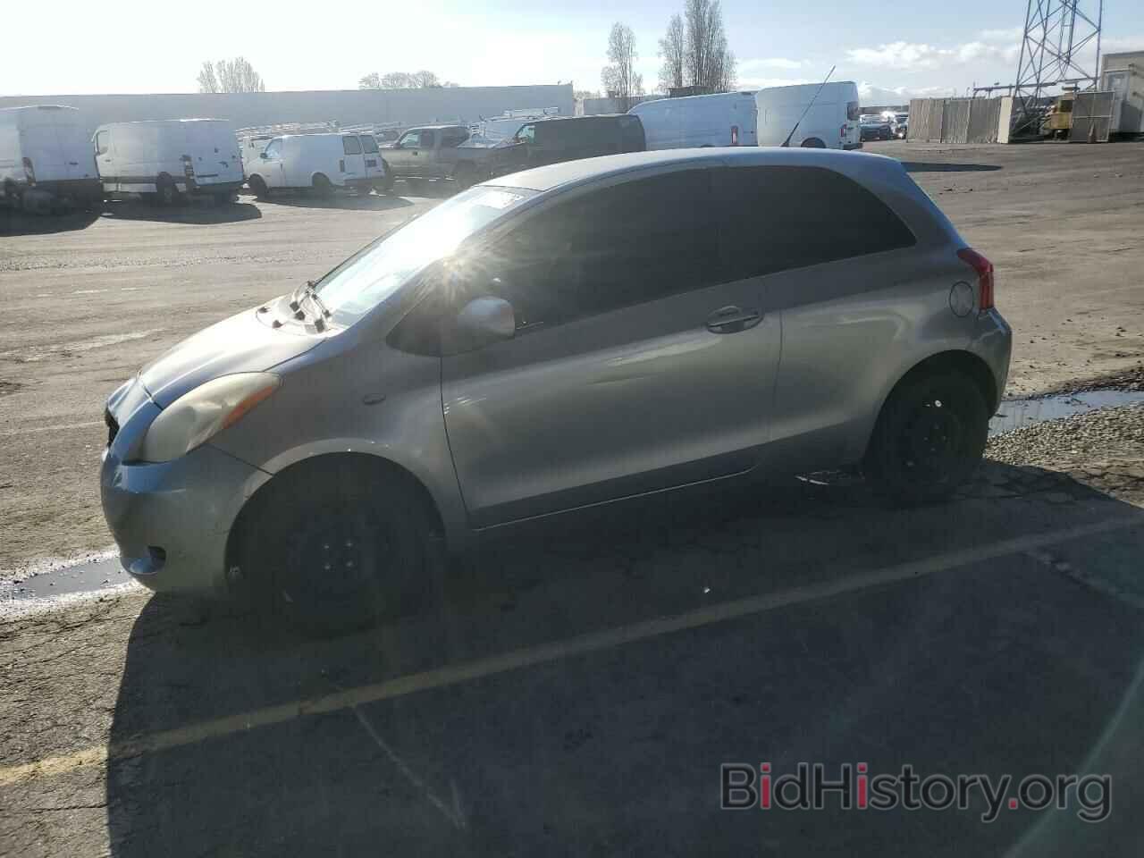 Фотография JTDJT923X75128296 - TOYOTA YARIS 2007