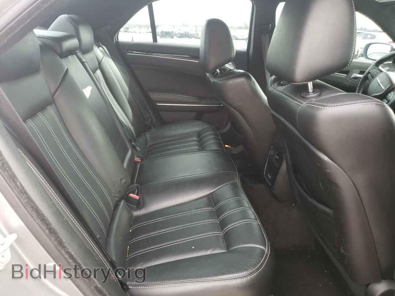 2018 CHRYSLER 300 - VIN: 2C3CCAGG7JH267845 - Фото 10