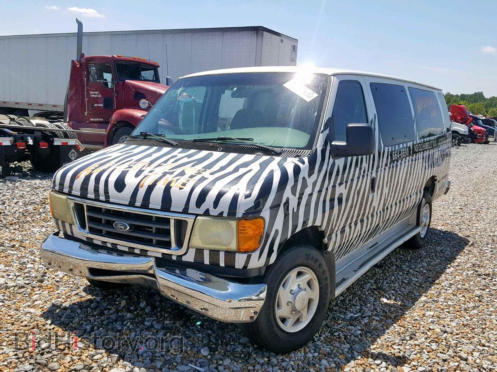 2003 FORD ECONOLINE - VIN: 1FBSS31L83HA76881 - Photo 2