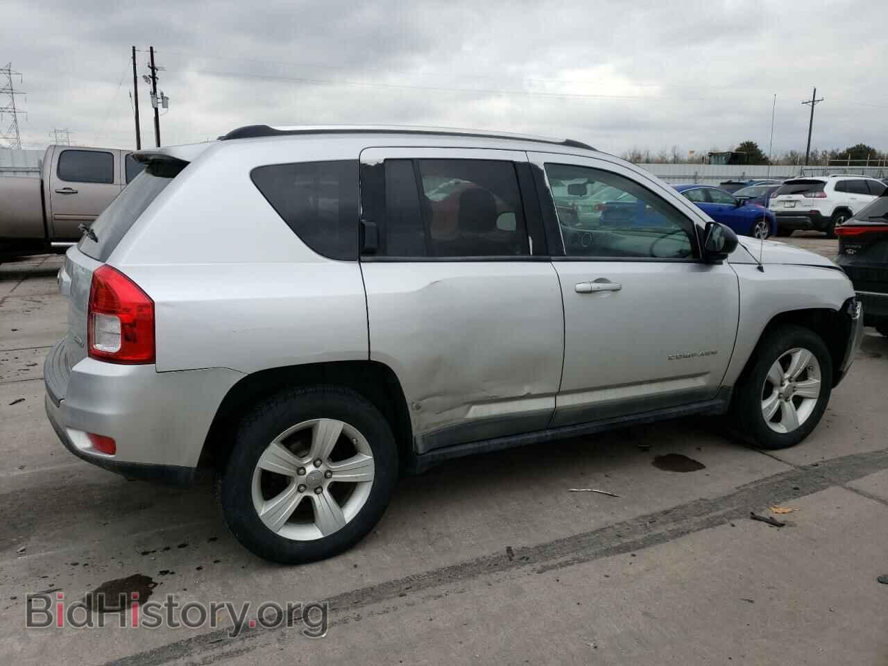 2011 JEEP COMPASS - VIN: 1J4NF1FB0BD250511 - Фото 3