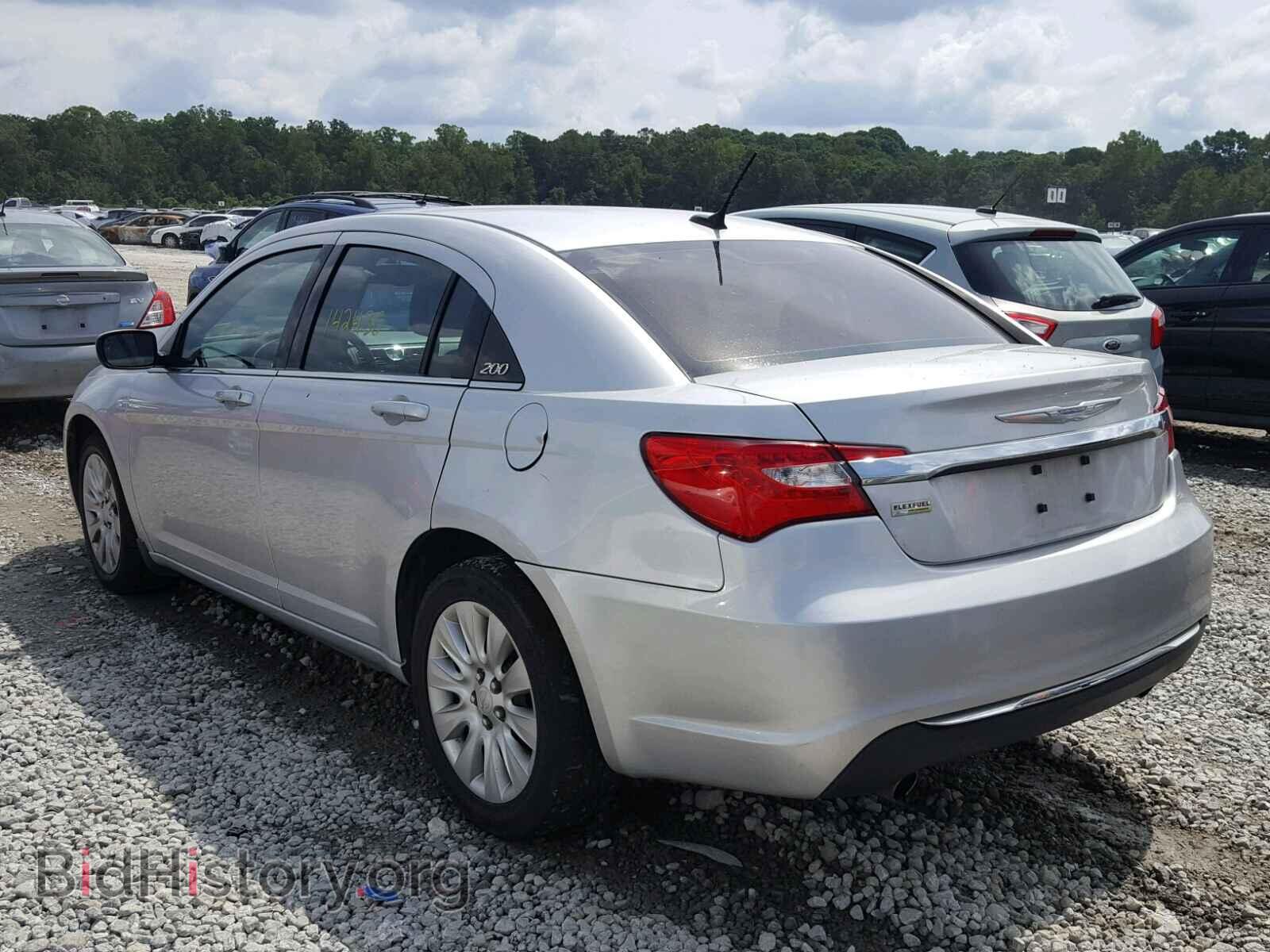 2012 CHRYSLER 200 - VIN: 1C3CCBAG2CN261749 - Фото 3