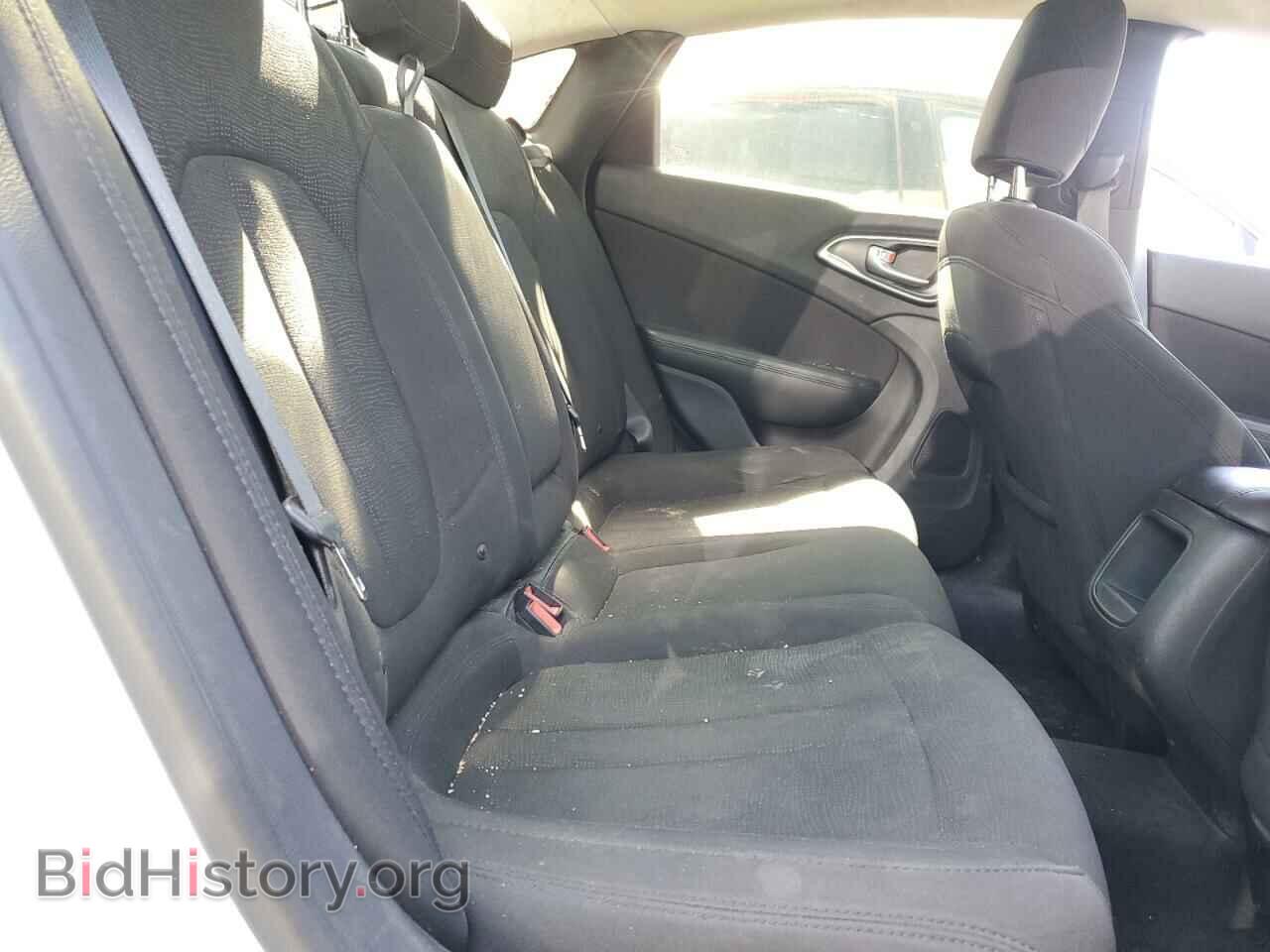 2016 CHRYSLER 200 - VIN: 1C3CCCFB0GN192245 - Фото 10