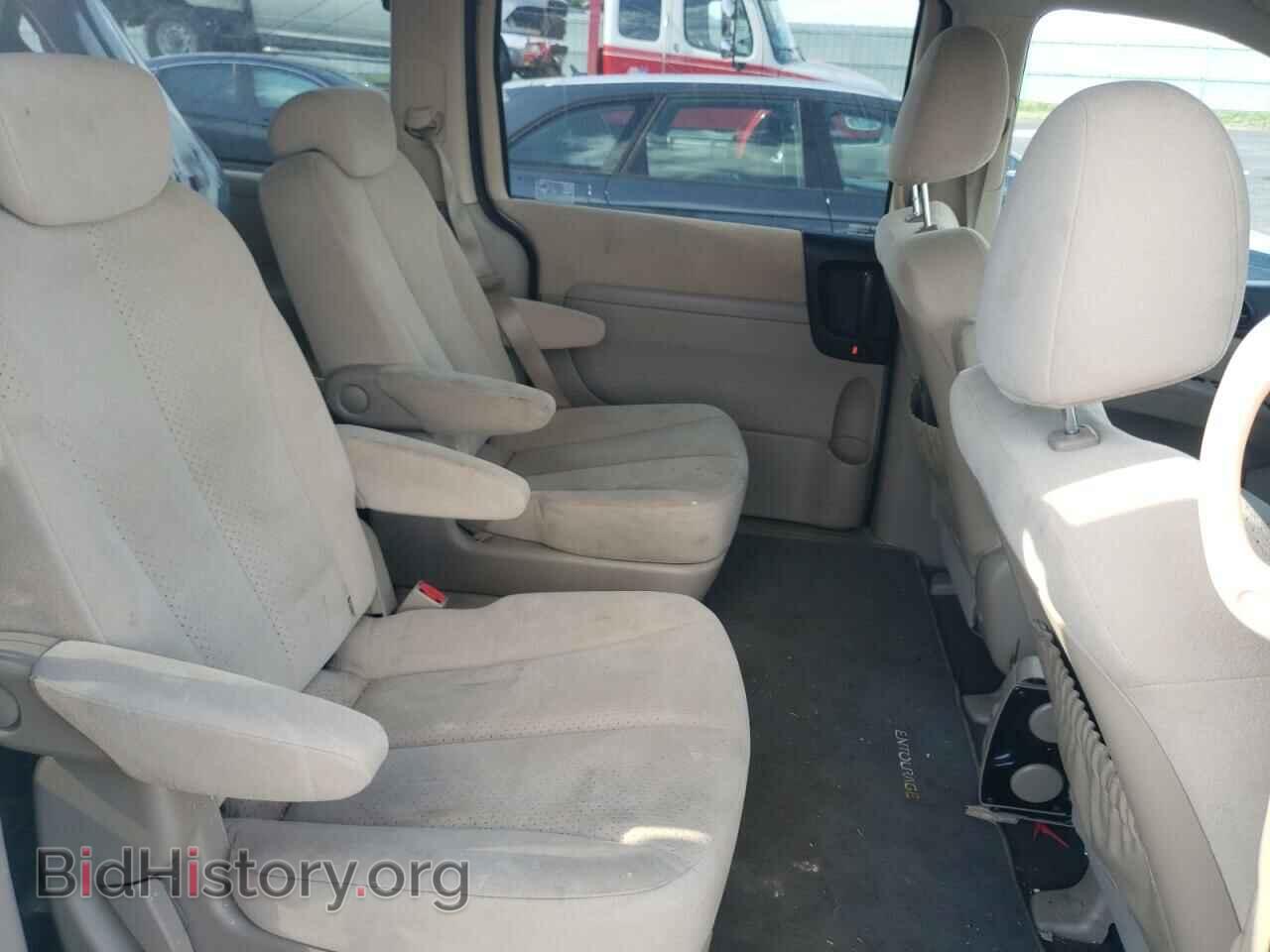 2008 HYUNDAI ENTOURAGE - VIN: KNDMC233586051609 - Фото 6