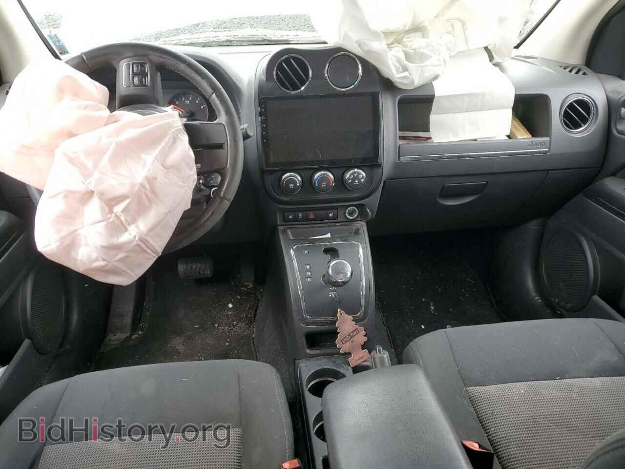 2011 JEEP COMPASS - VIN: 1J4NF1FB6BD180061 - Photo 8