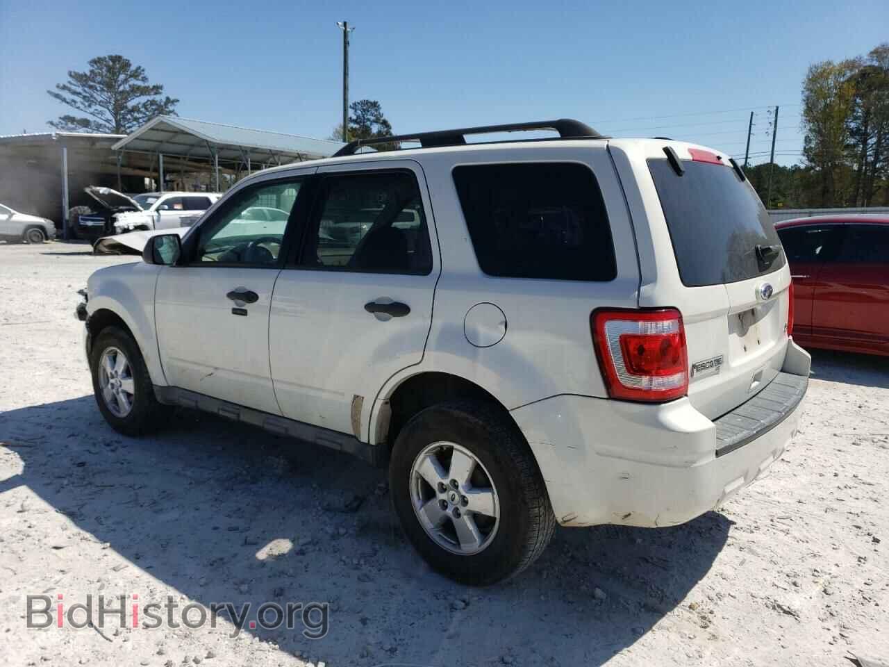 2010 FORD ESCAPE - VIN: 1FMCU0DG1AKA35933 - Фото 2
