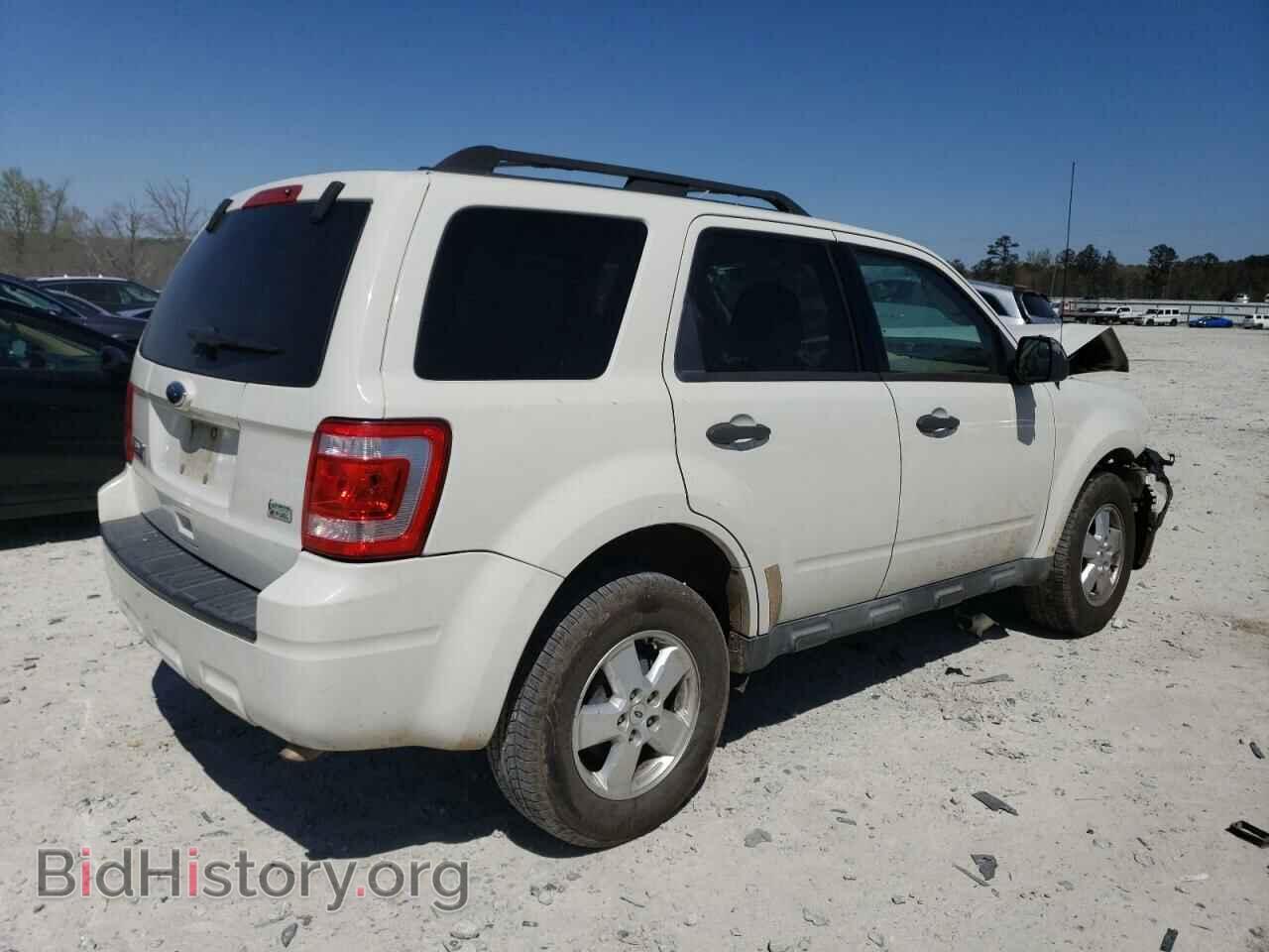 2010 FORD ESCAPE - VIN: 1FMCU0DG1AKA35933 - Фото 3