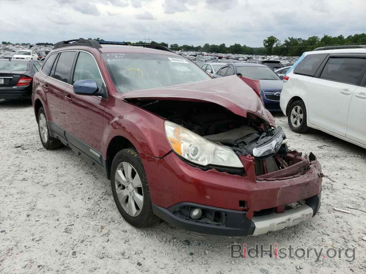 Photo 4S4BRCLC6B3353636 - SUBARU OUTBACK 2011