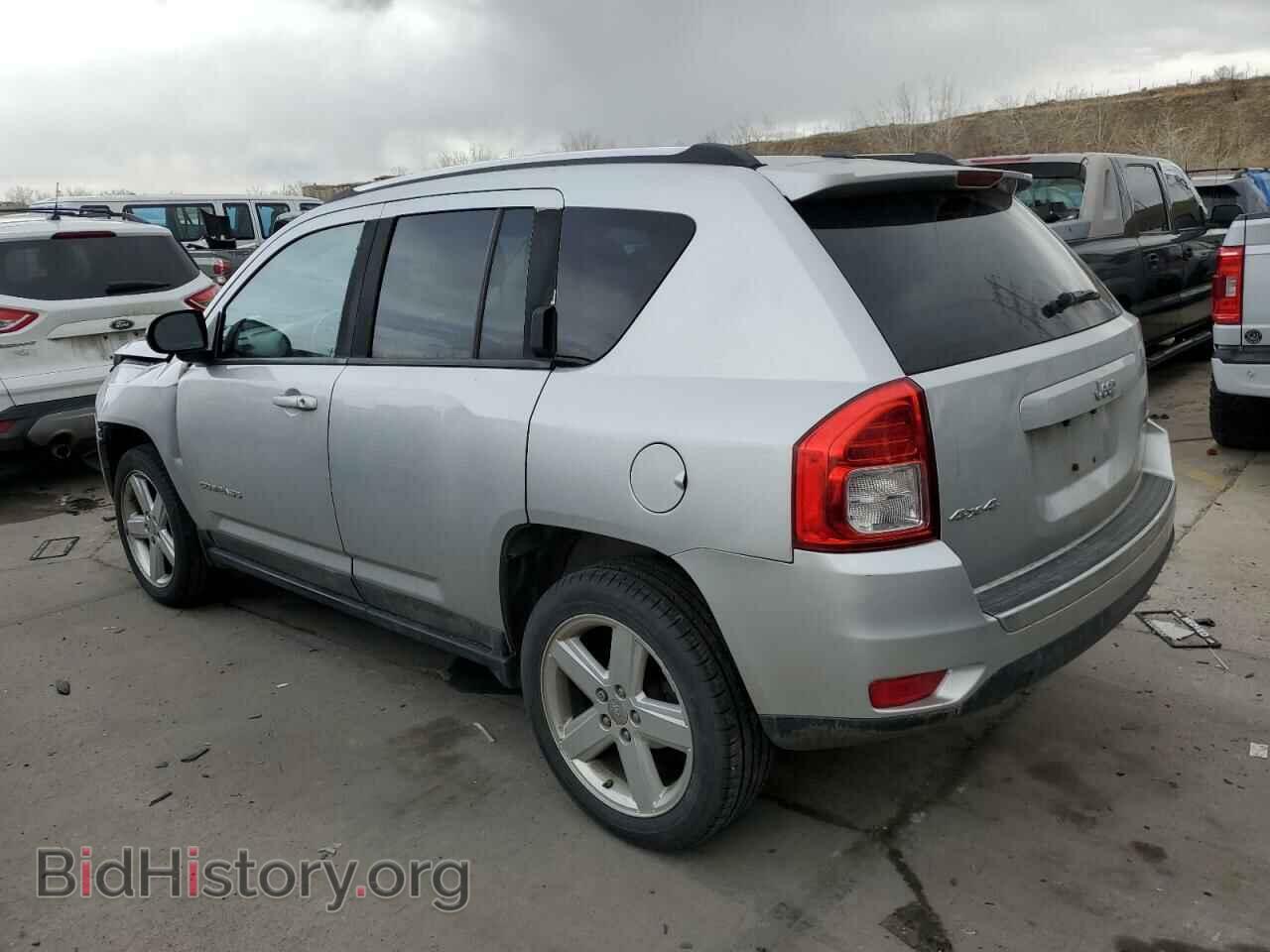 2011 JEEP COMPASS - VIN: 1J4NF5FB6BD251492 - Photo 2