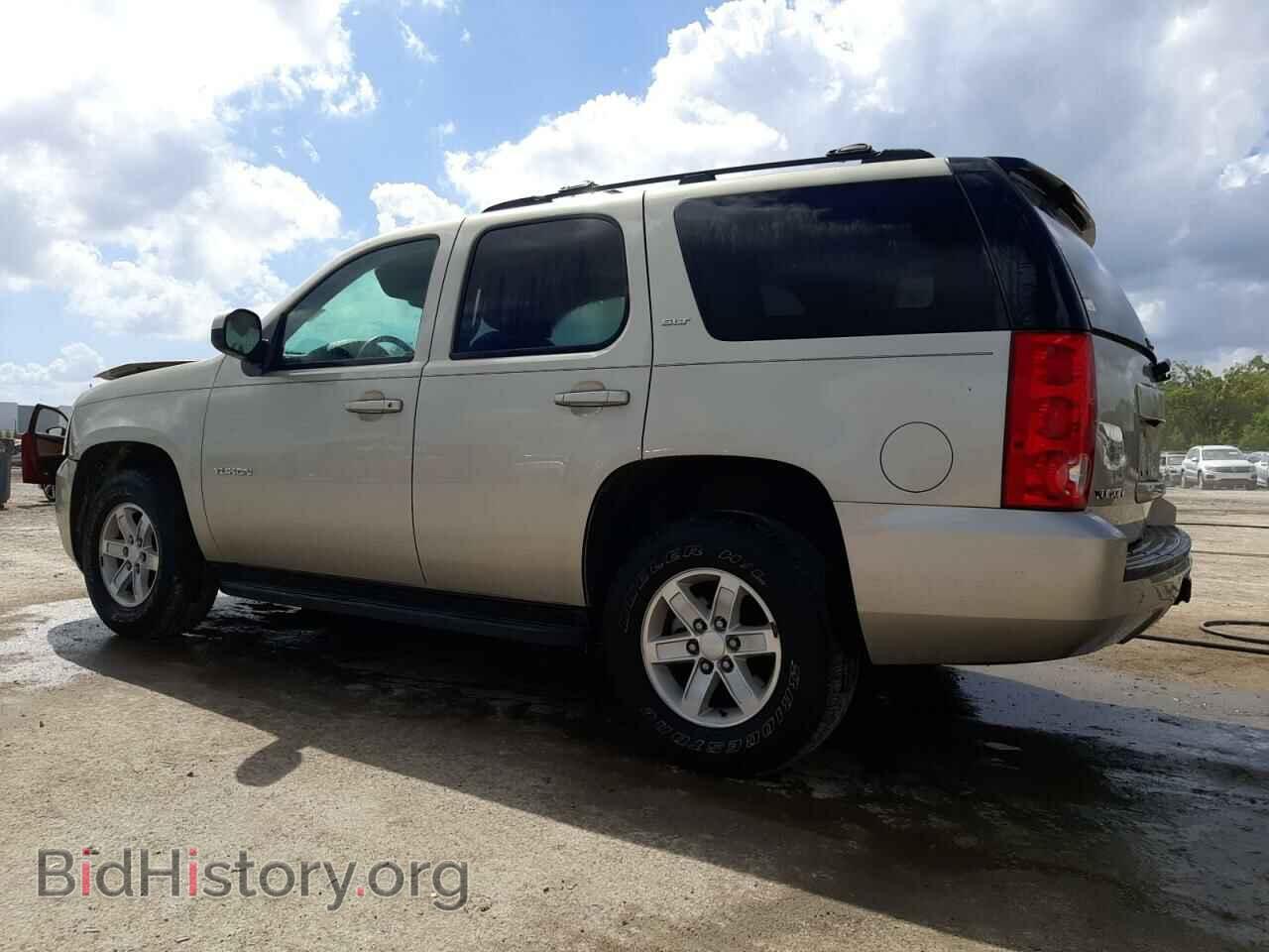 2013 GMC YUKON - VIN: 1GKS1CE08DR263245 - Фото 2