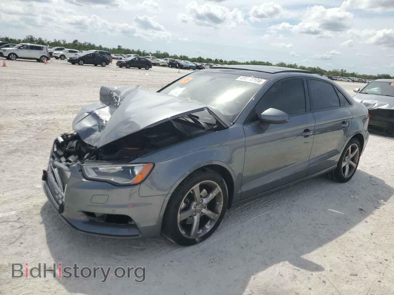 Фотография WAUA7GFF9G1032452 - AUDI A3 2016