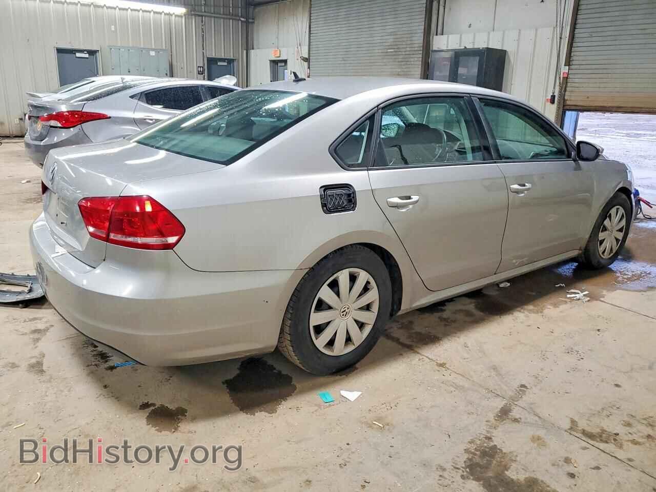 2012 VOLKSWAGEN PASSAT - VIN: 1VWAP7A33CC068715 - Фото 3