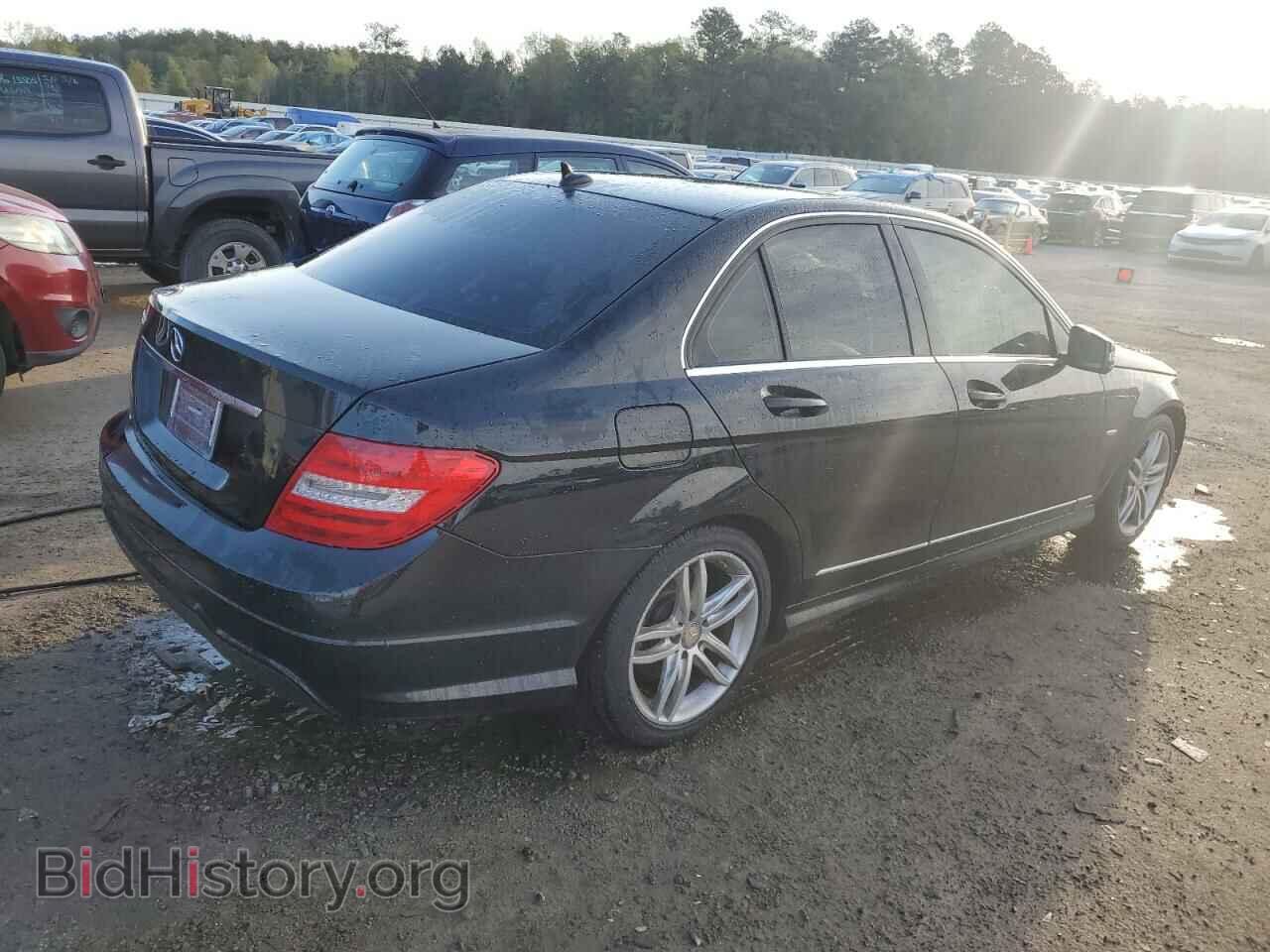 2012 MERCEDES-BENZ C-CLASS - VIN: WDDGF4HB5CR201988 - Фото 3