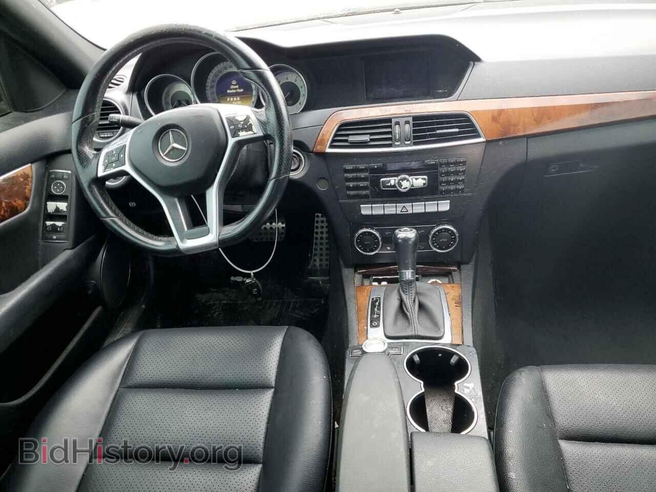 2012 MERCEDES-BENZ C-CLASS - VIN: WDDGF4HB5CR201988 - Фото 8